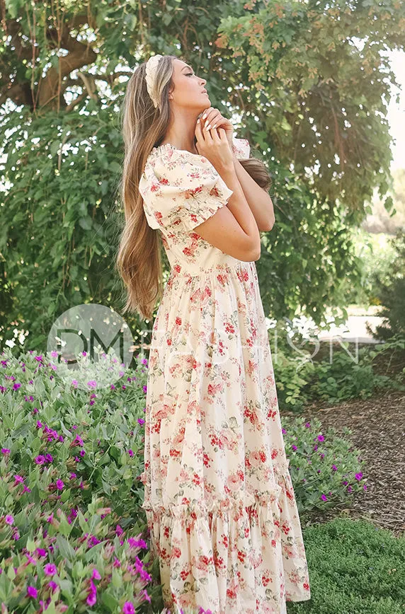 Brynnleigh Ivory Cottage Floral Gown- DM Exclusive - Maternity Friendly - Restocked