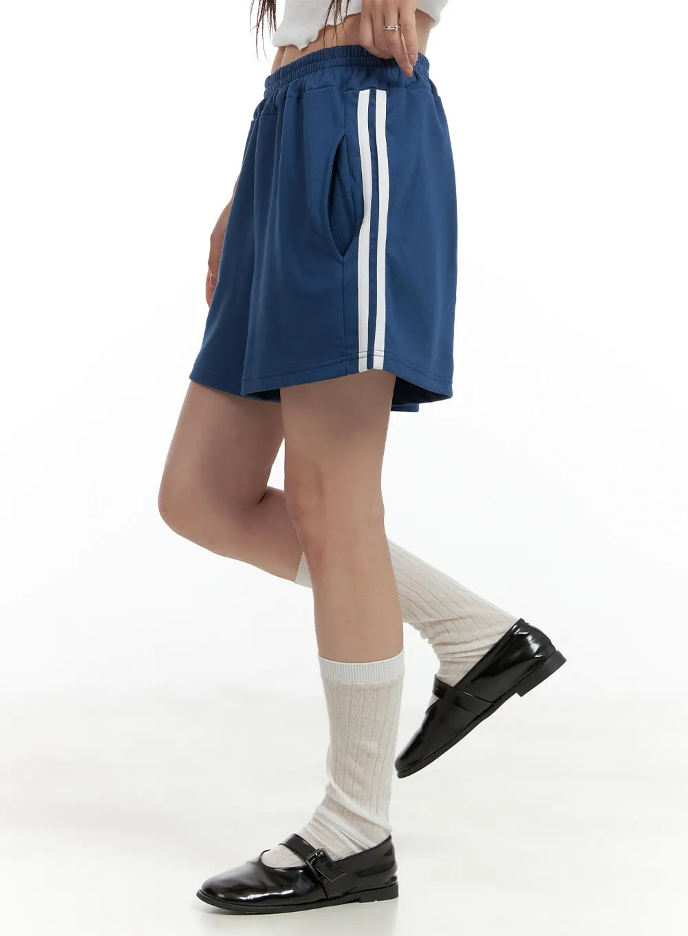 Contrasting Activewear Track Shorts CL425