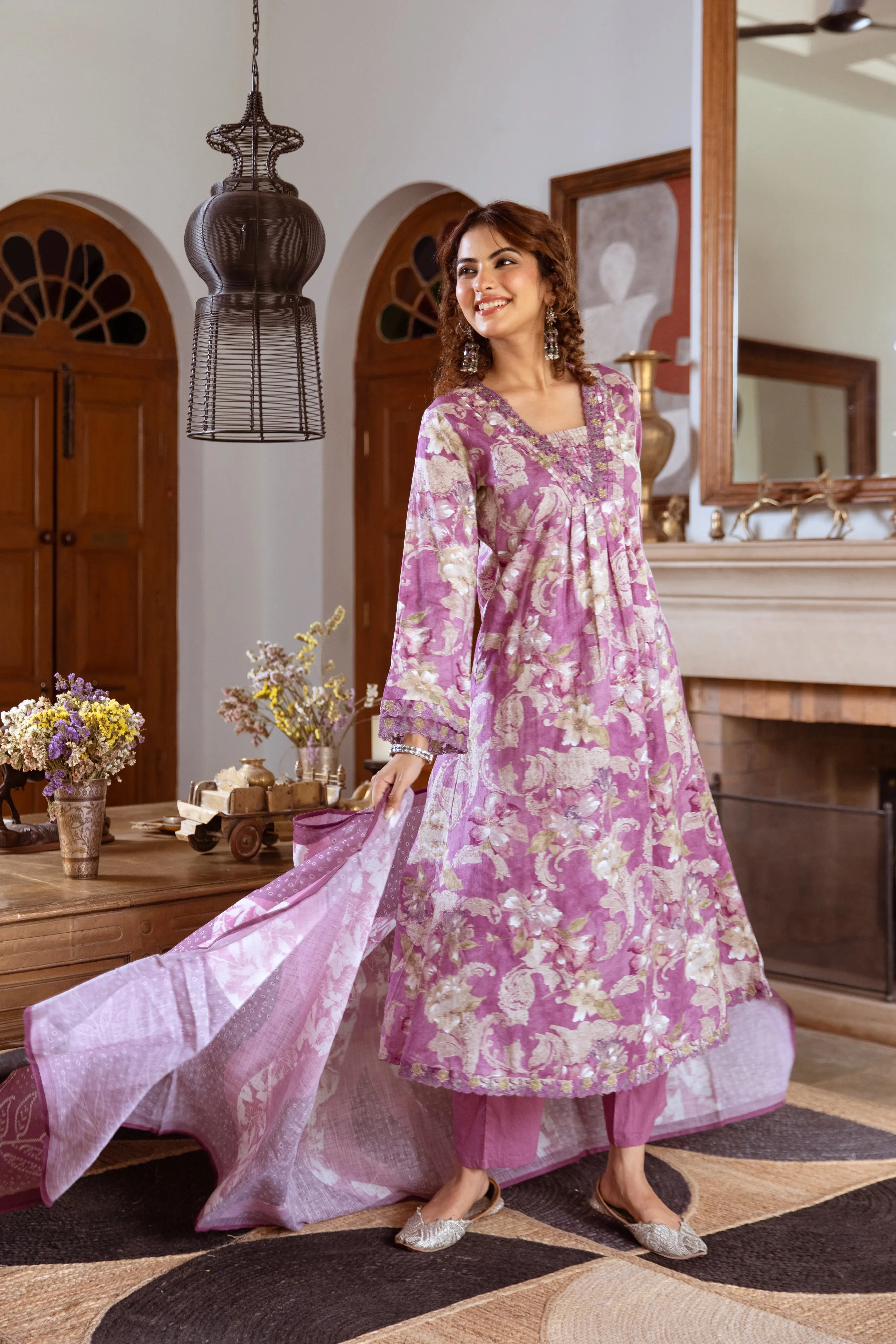 Tejaswi Lilac Floral Suit Set