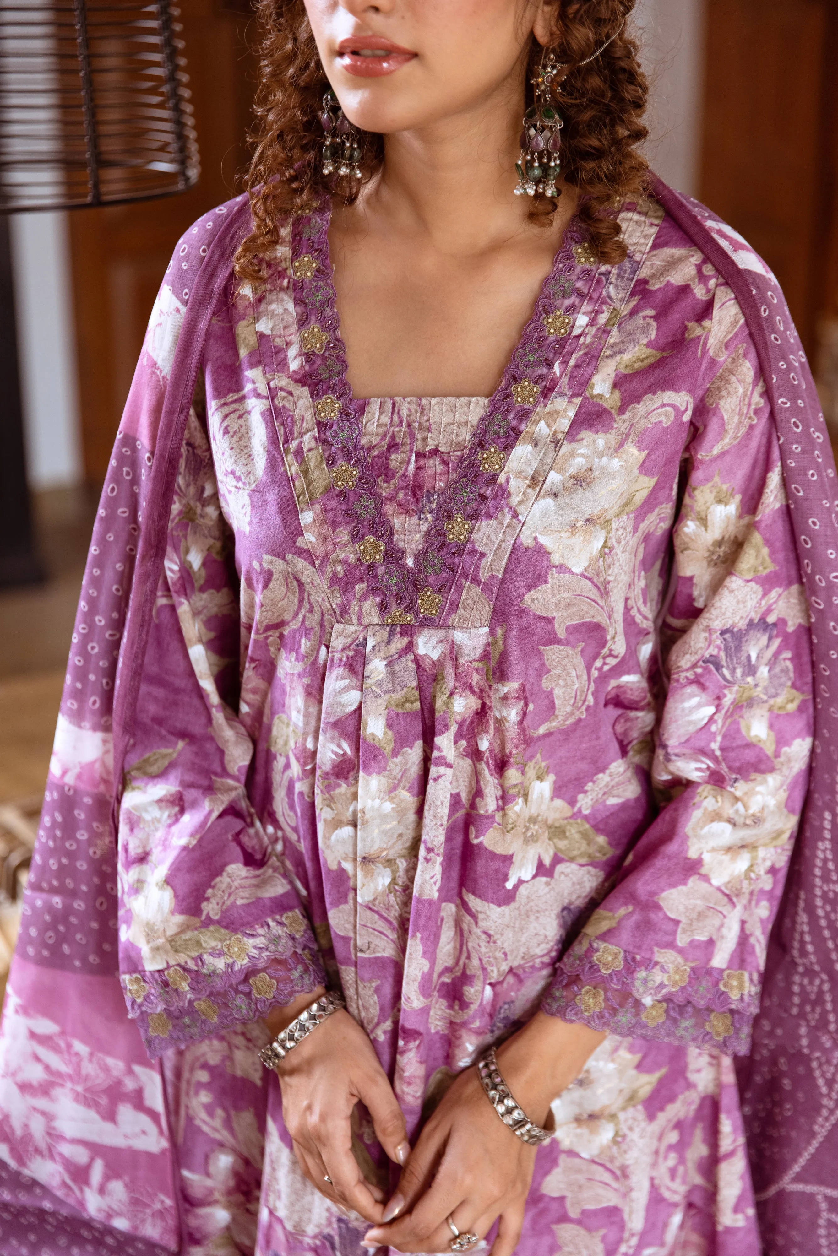 Tejaswi Lilac Floral Suit Set