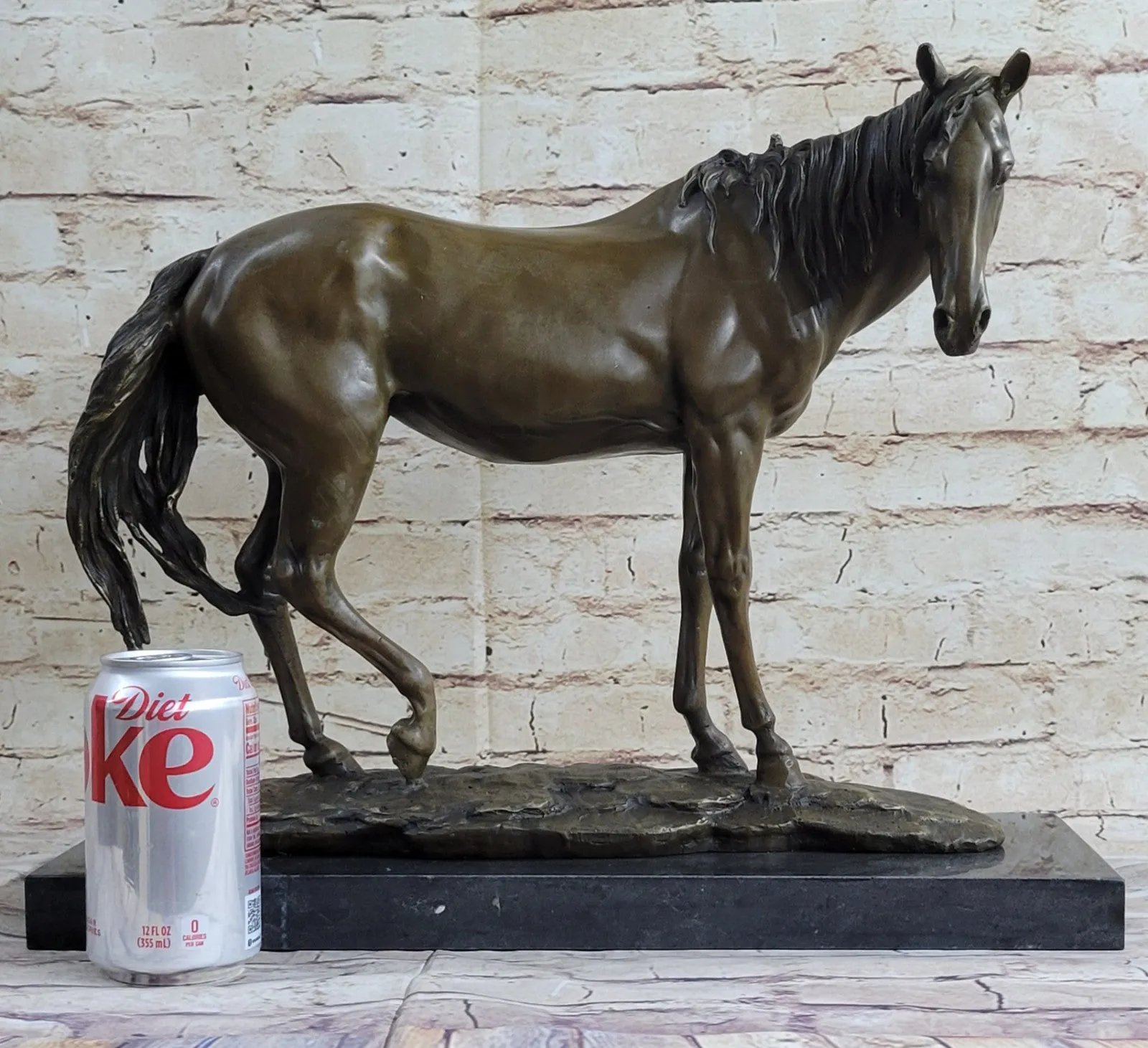 Thoroughbred Show Horse Equestrian Equine Artwork Bronze Marble Statue Sculpture