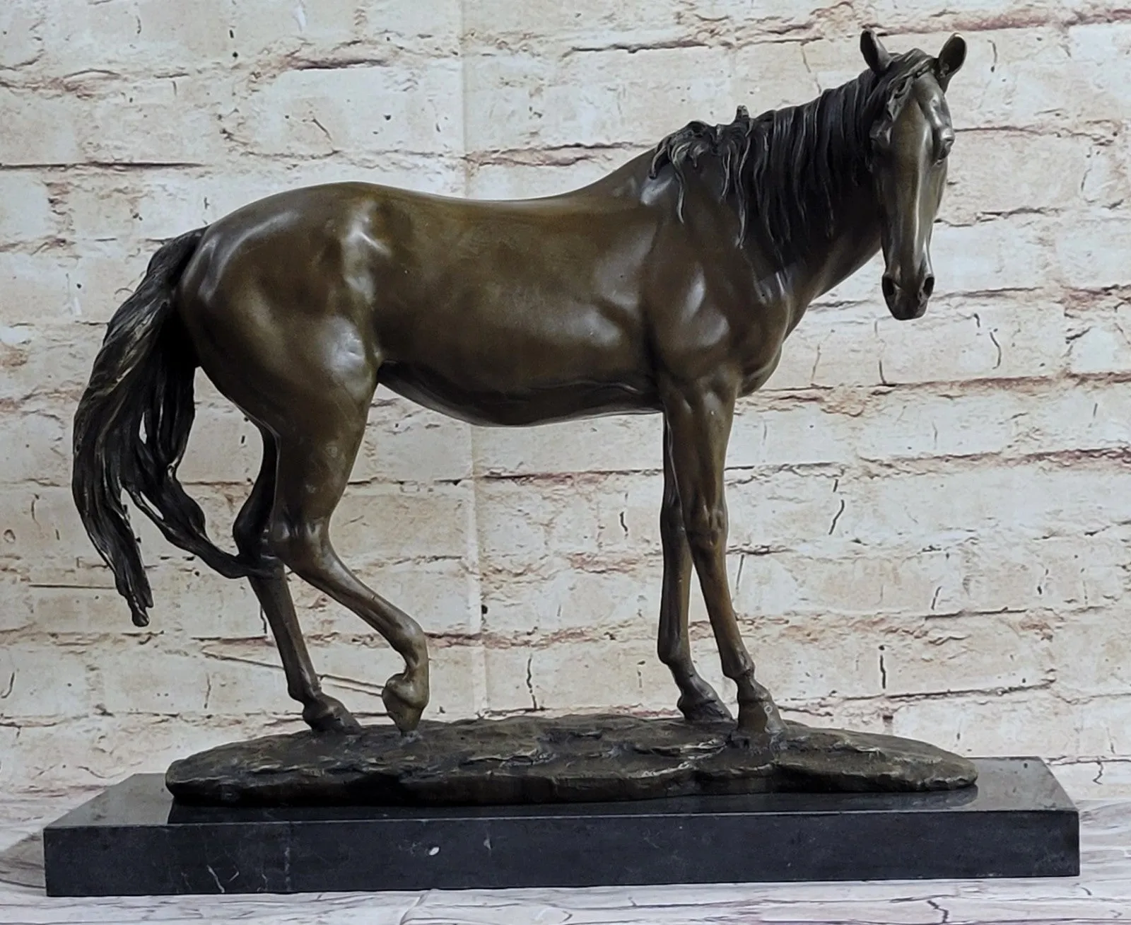 Thoroughbred Show Horse Equestrian Equine Artwork Bronze Marble Statue Sculpture